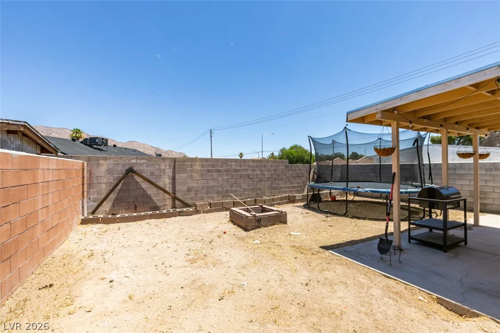 418 Linn, Las Vegas, NV 89110