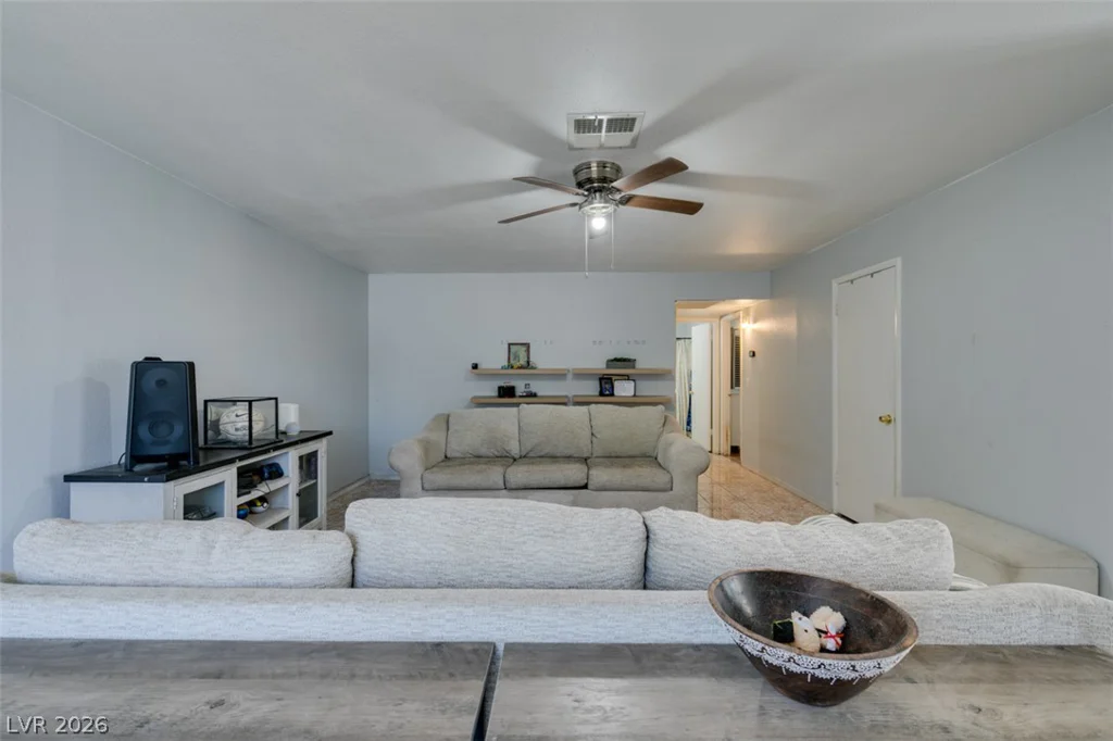 418 Linn, Las Vegas, NV 89110