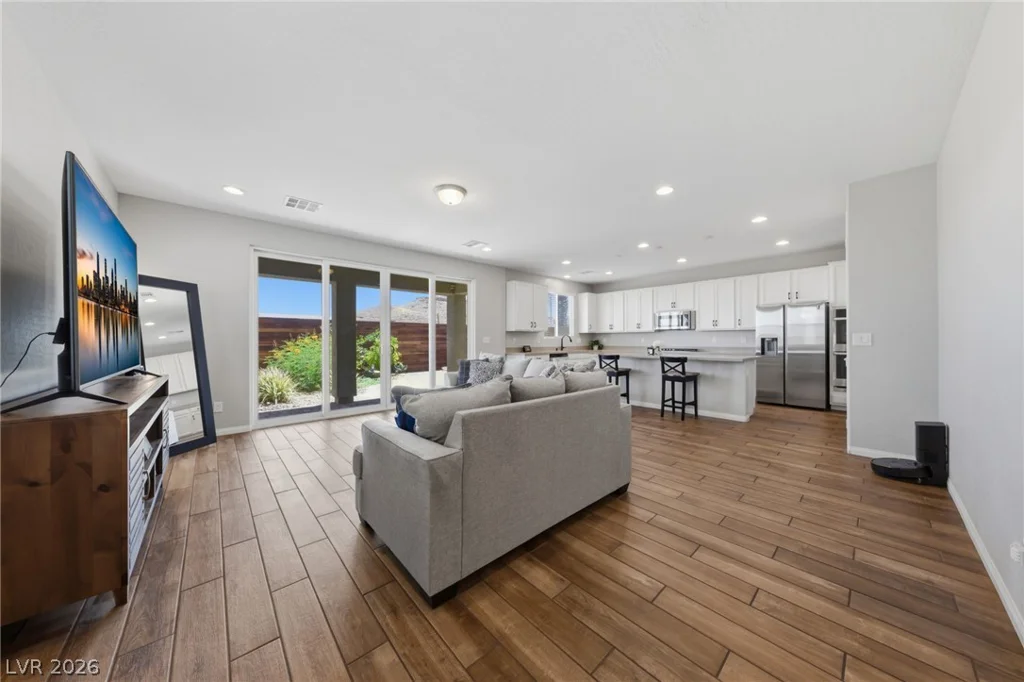 7547 Tinley Creek, Las Vegas, NV 89113