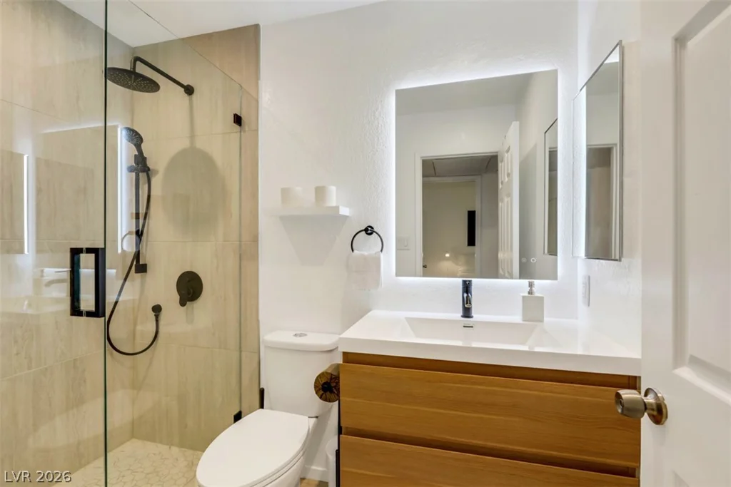 5036 Rainbow, Las Vegas, NV 89118