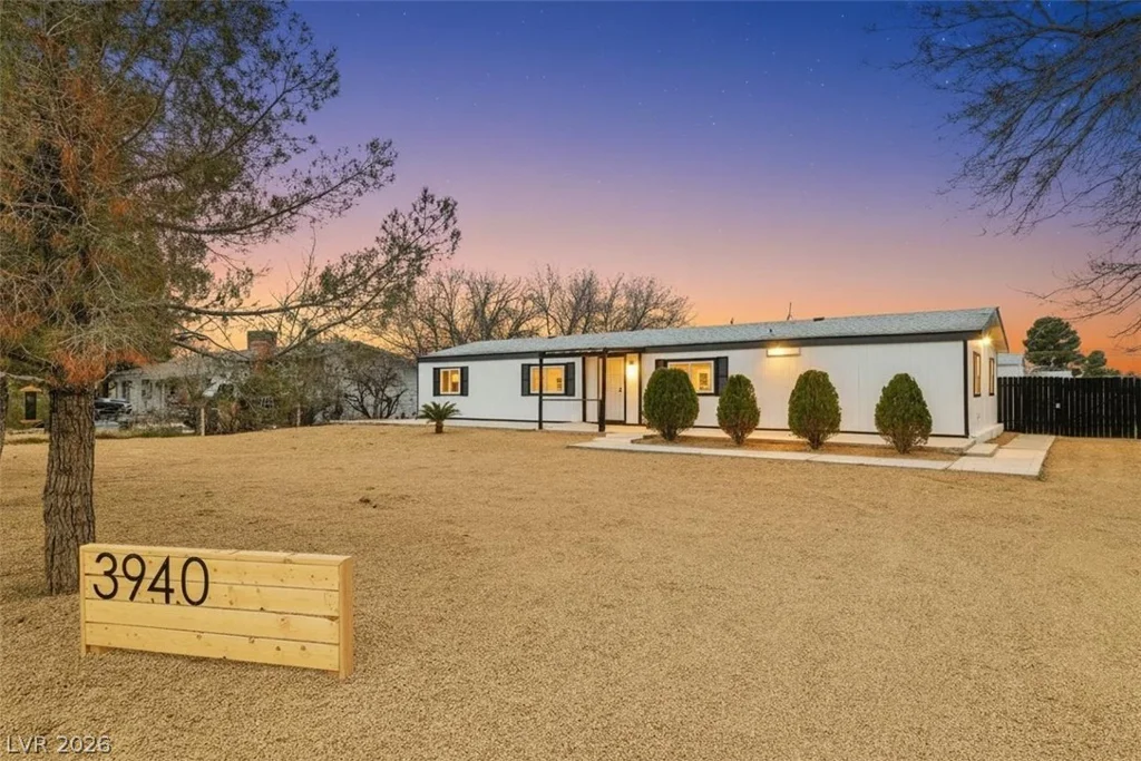 3940 Point, Pahrump, NV 89060