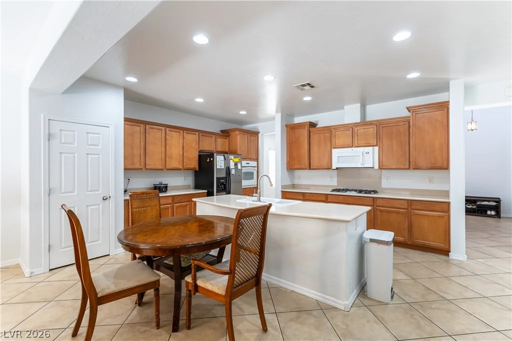 2285 Manosque, Henderson, NV 89044