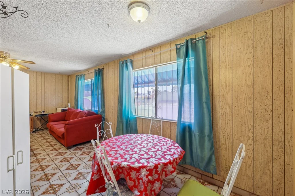 4832 Lana, Las Vegas, NV 89121