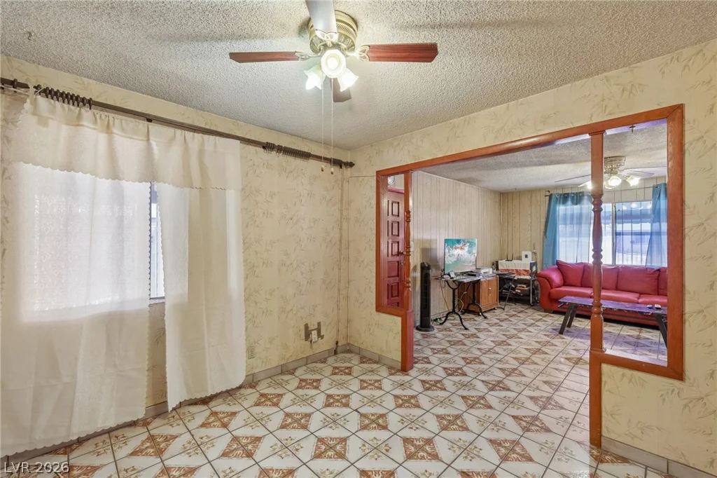 4832 Lana, Las Vegas, NV 89121