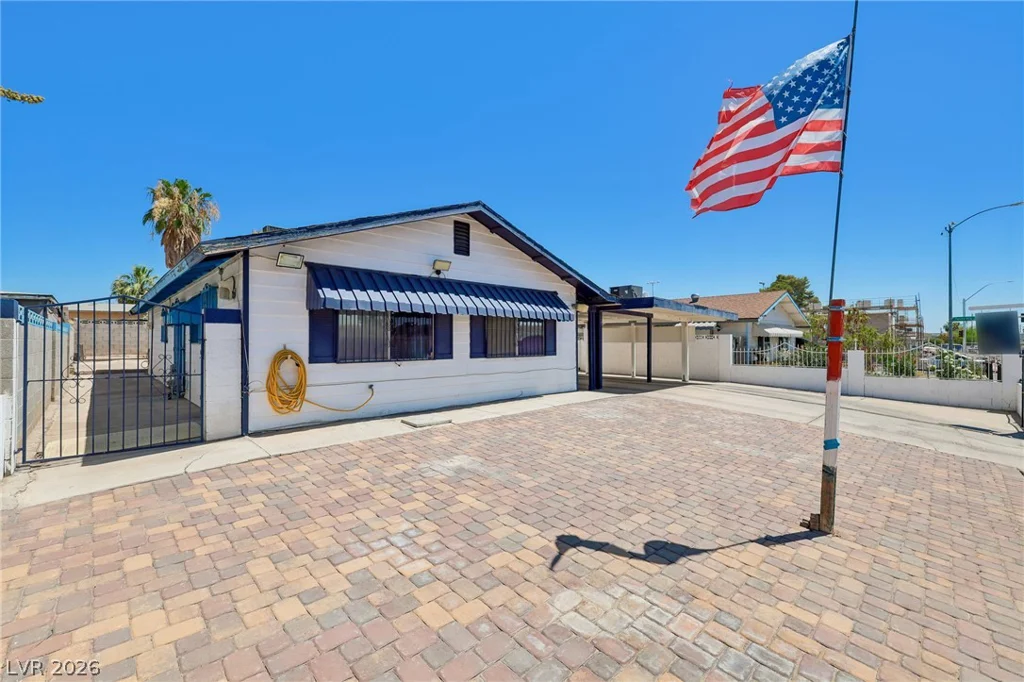 4832 Lana, Las Vegas, NV 89121