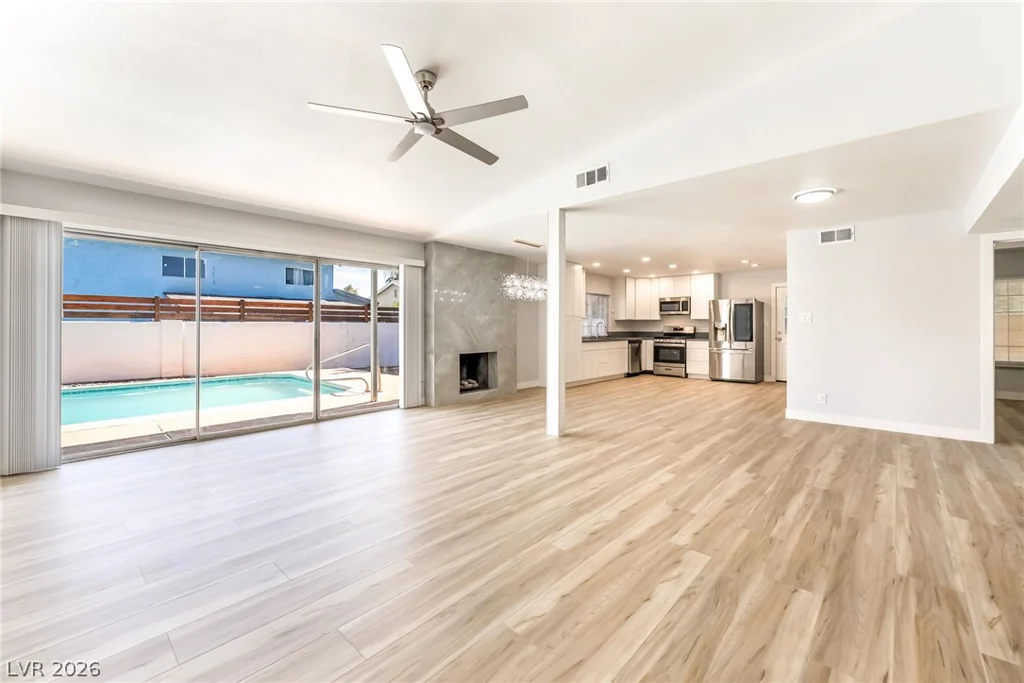 2535 Congress, Las Vegas, NV 89121