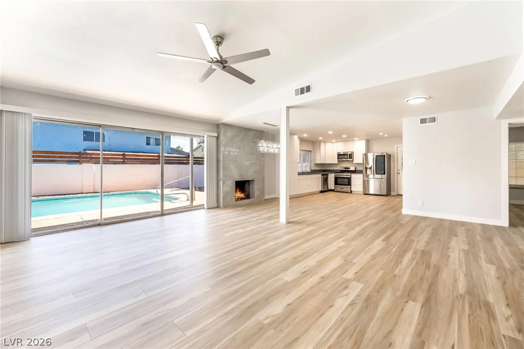 2535 Congress, Las Vegas, NV 89121