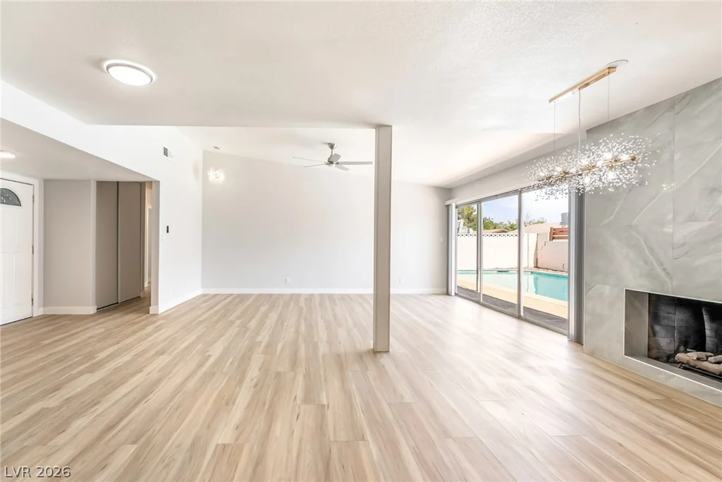 2535 Congress, Las Vegas, NV 89121