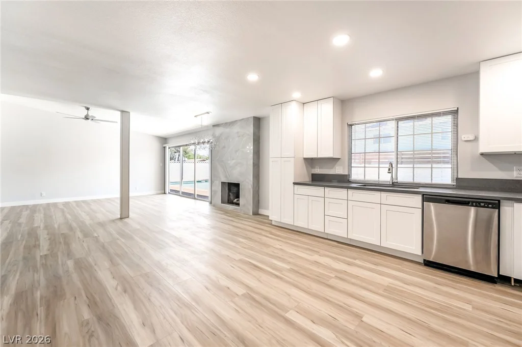 2535 Congress, Las Vegas, NV 89121