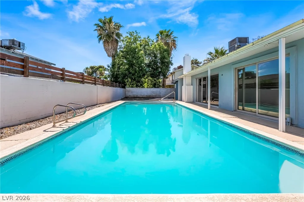 2535 Congress, Las Vegas, NV 89121