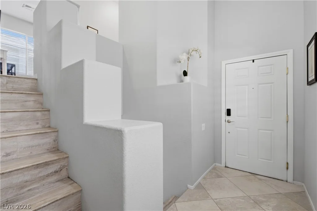 8440 Cheerful Brook, Las Vegas, NV 89143