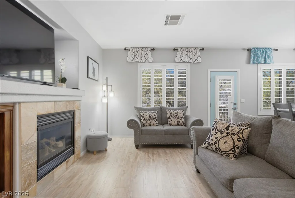 8440 Cheerful Brook, Las Vegas, NV 89143