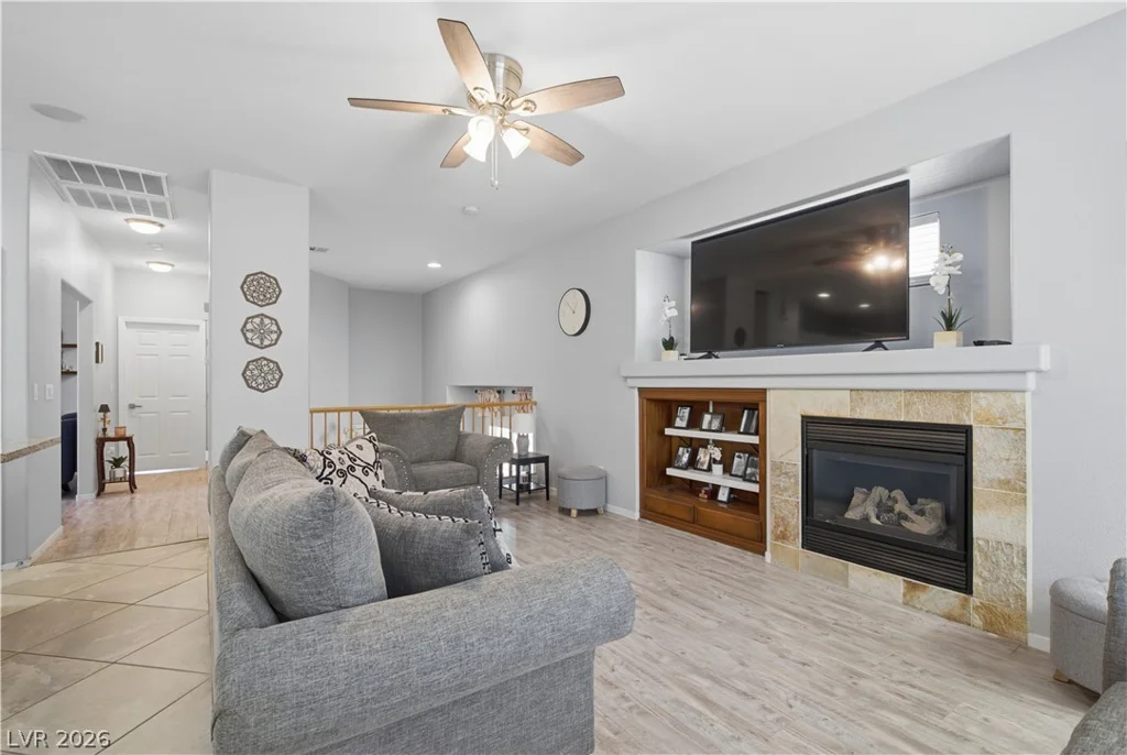 8440 Cheerful Brook, Las Vegas, NV 89143