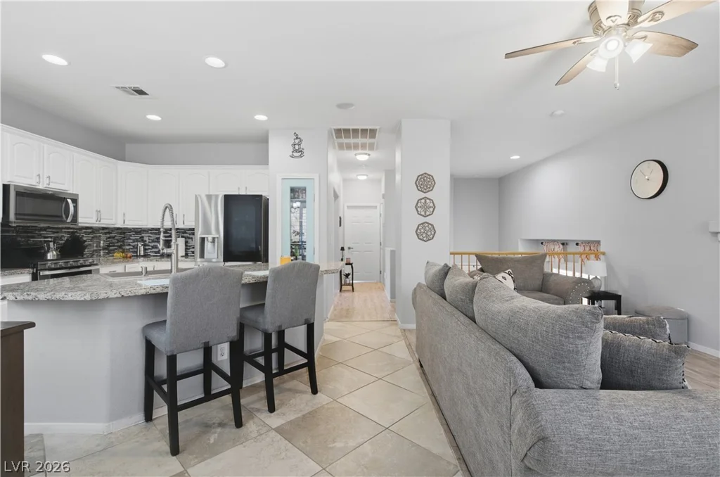 8440 Cheerful Brook, Las Vegas, NV 89143