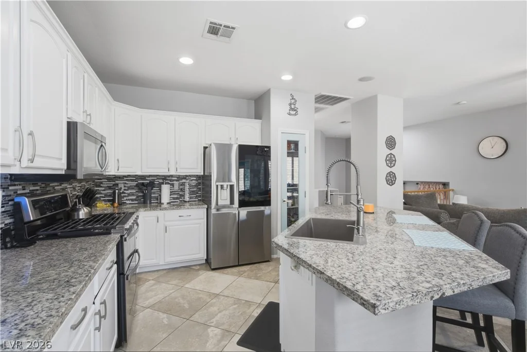 8440 Cheerful Brook, Las Vegas, NV 89143