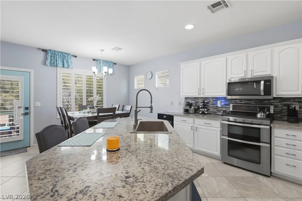 8440 Cheerful Brook, Las Vegas, NV 89143