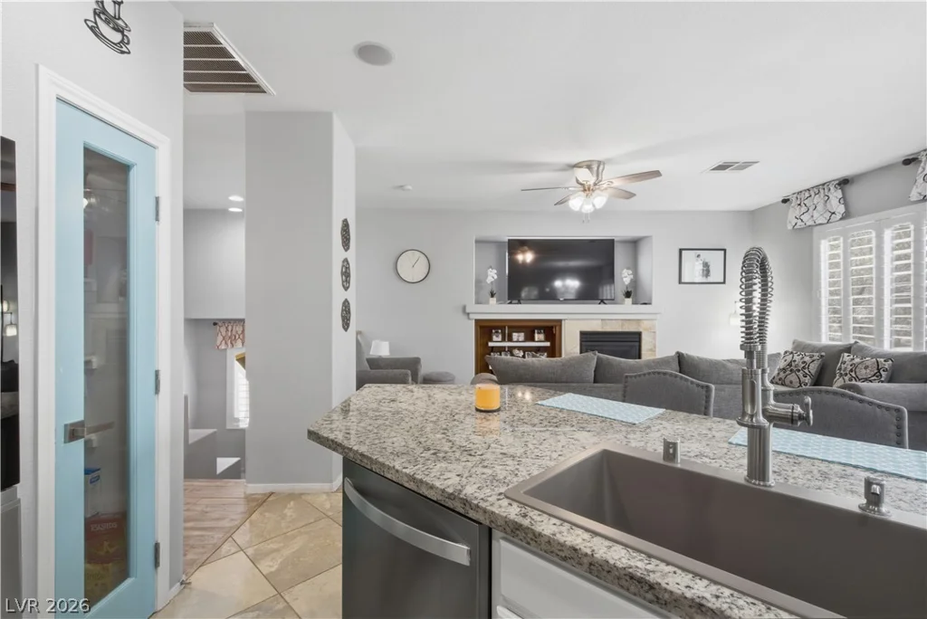 8440 Cheerful Brook, Las Vegas, NV 89143