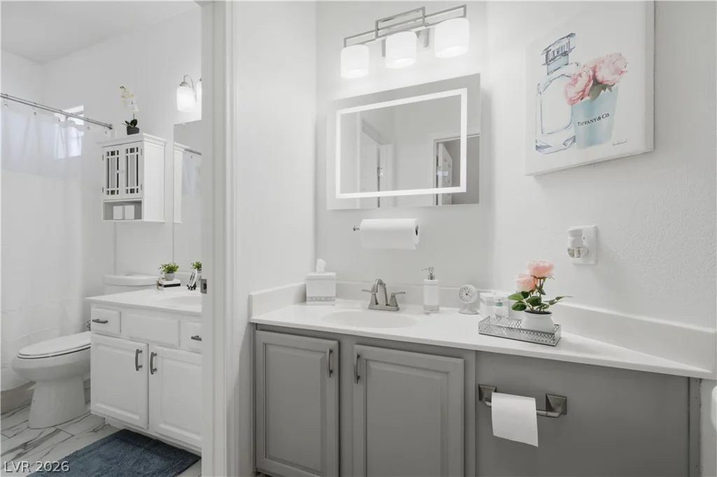 8440 Cheerful Brook, Las Vegas, NV 89143