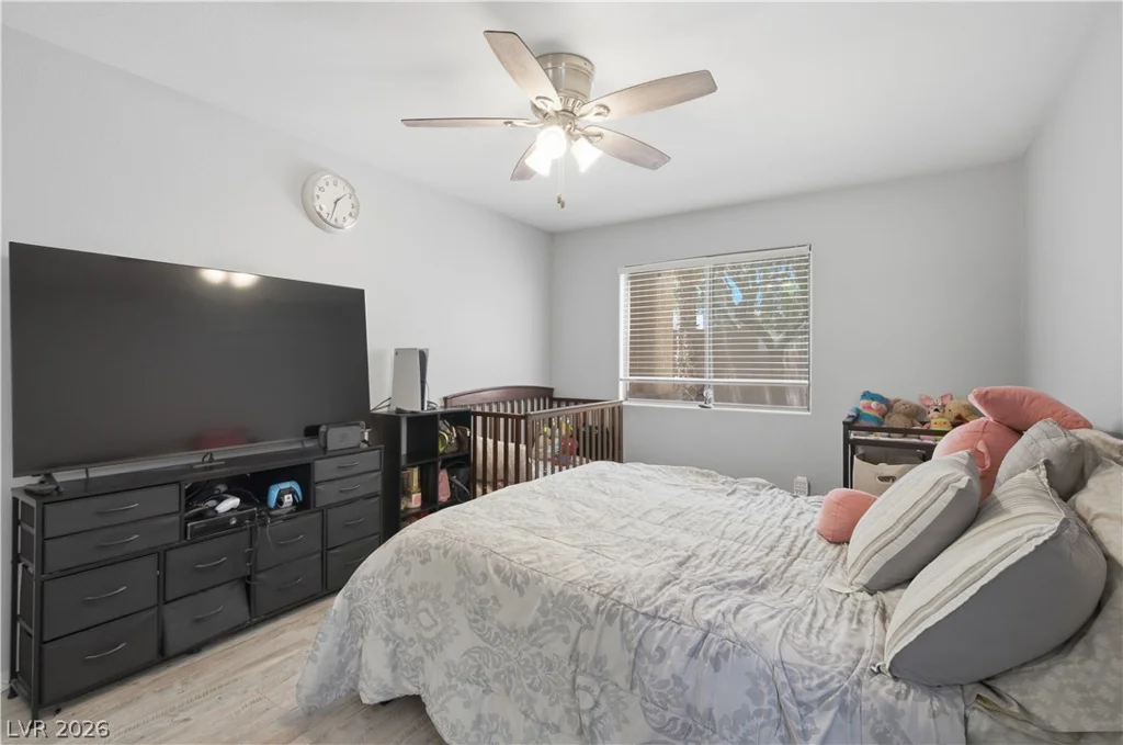 8440 Cheerful Brook, Las Vegas, NV 89143