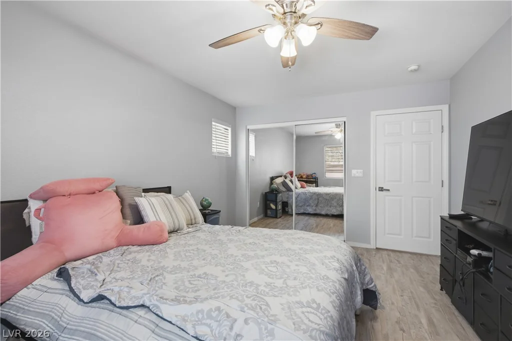 8440 Cheerful Brook, Las Vegas, NV 89143