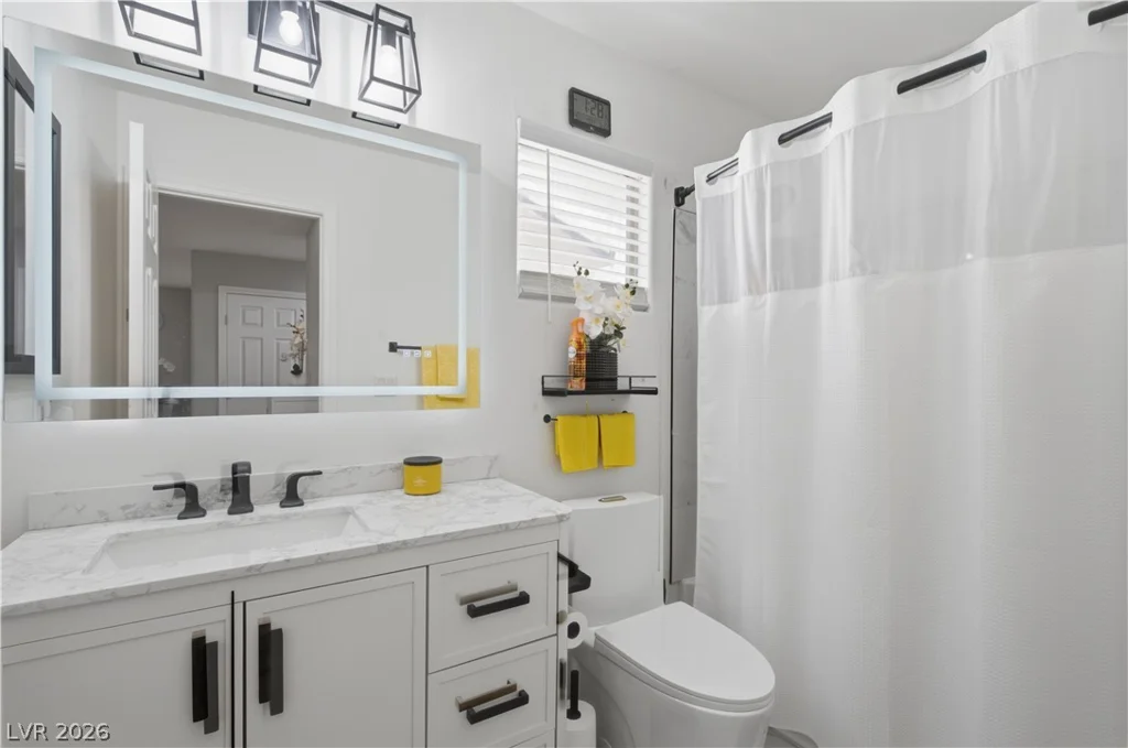 8440 Cheerful Brook, Las Vegas, NV 89143