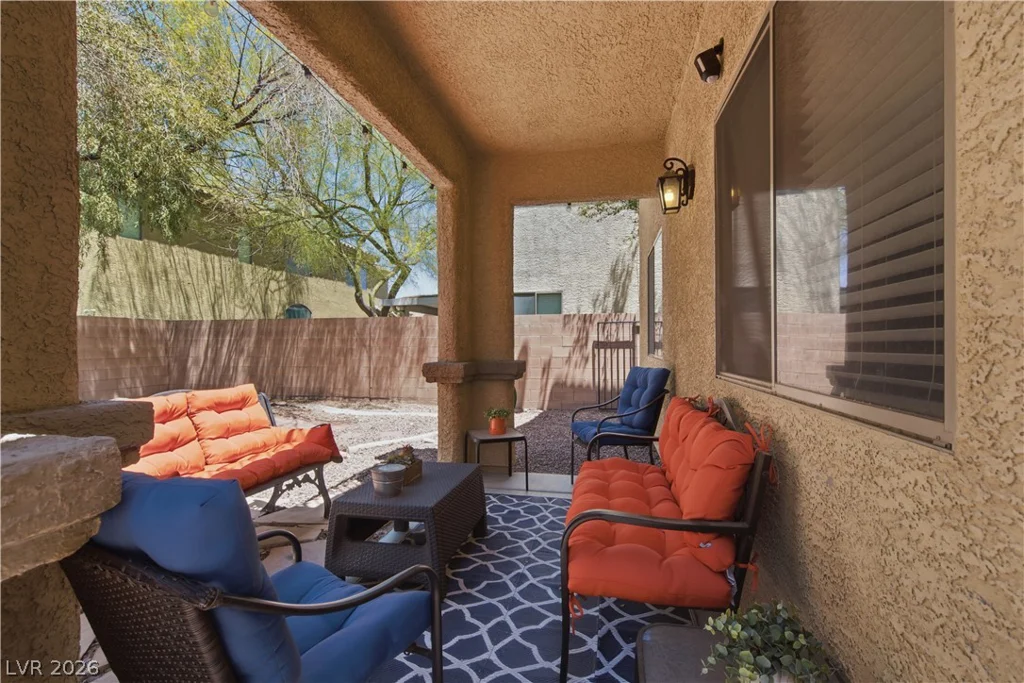 8440 Cheerful Brook, Las Vegas, NV 89143