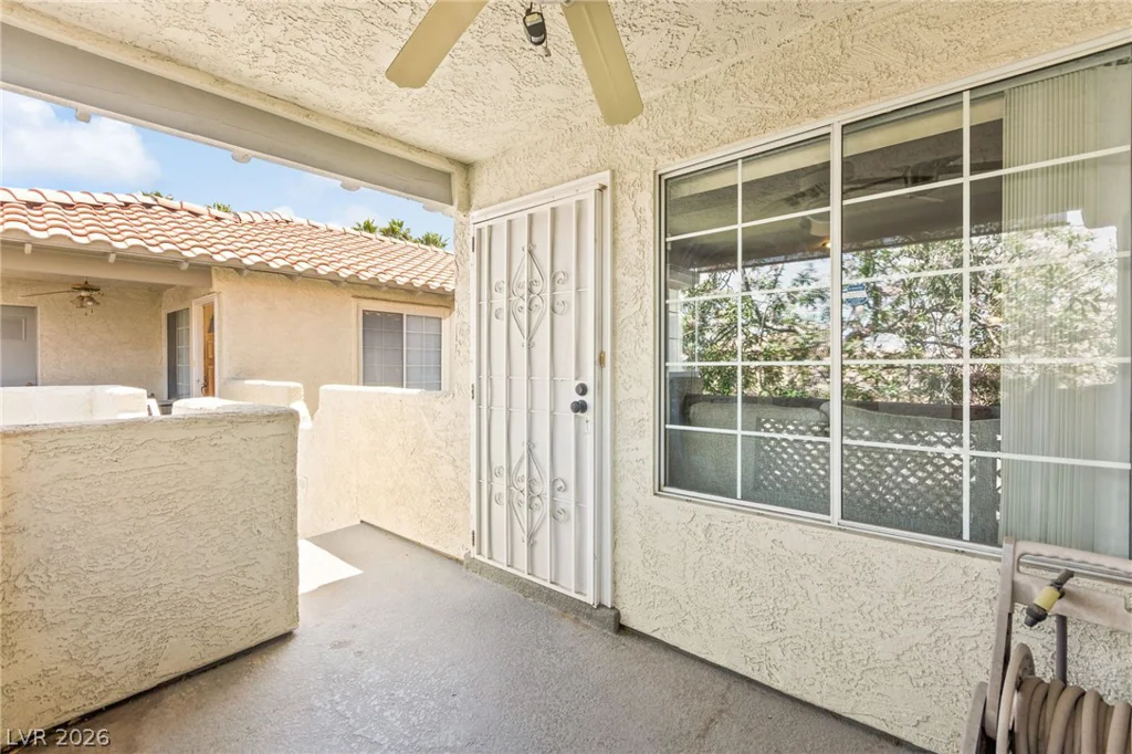 6832 Elm Creek, Las Vegas, NV 89108