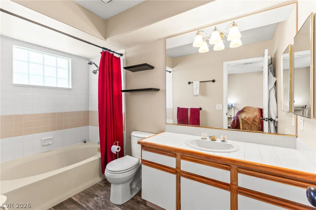 6832 Elm Creek, Las Vegas, NV 89108