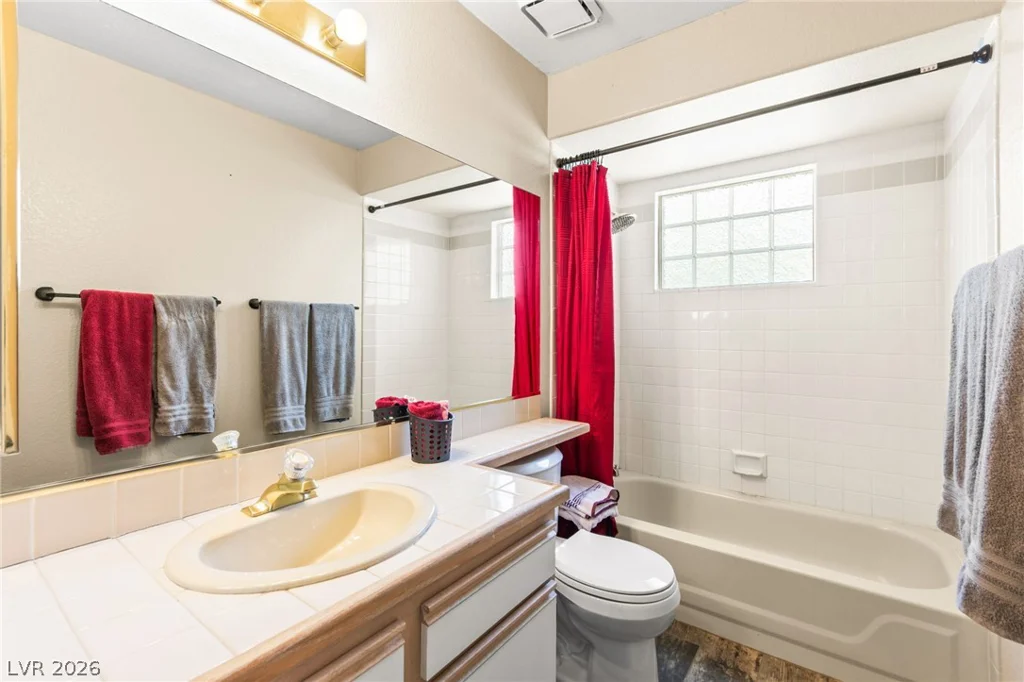 6832 Elm Creek, Las Vegas, NV 89108