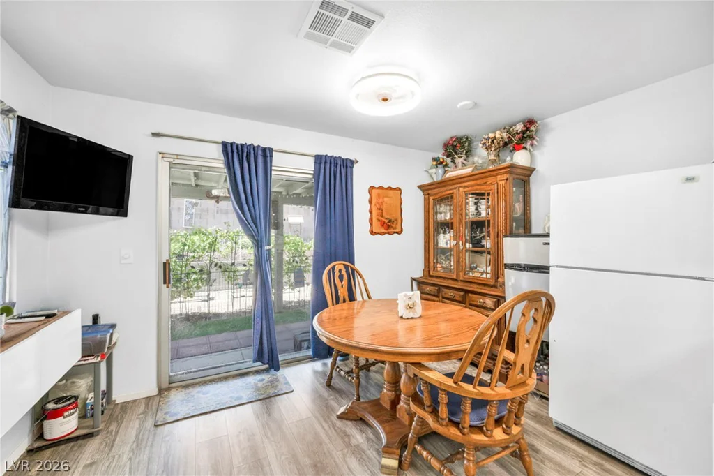 4735 Belshire, Las Vegas, NV 89147