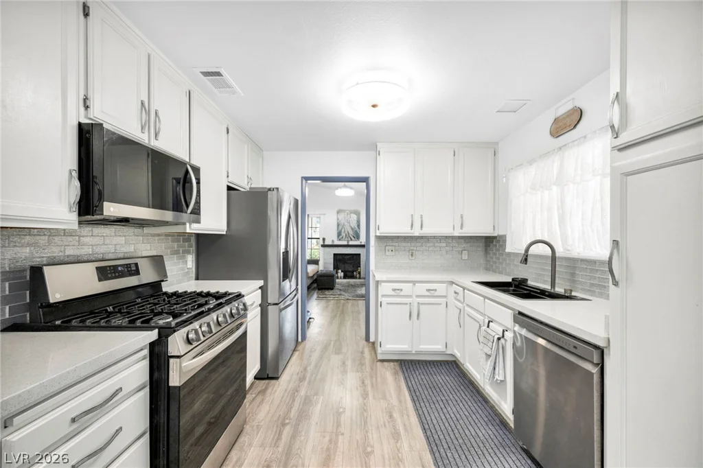 4735 Belshire, Las Vegas, NV 89147