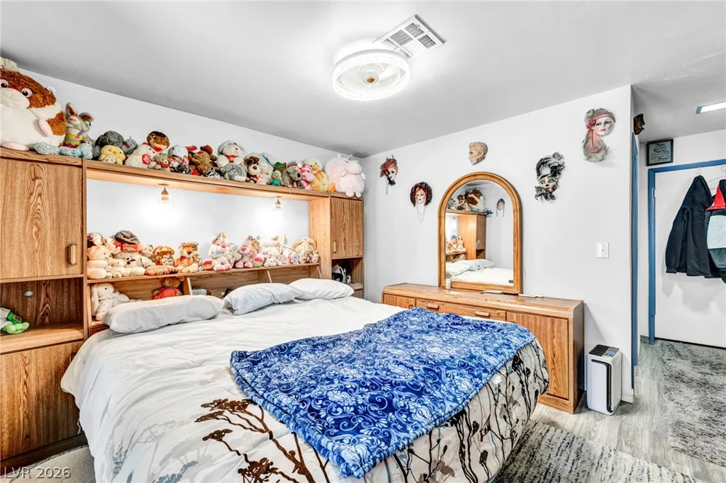 4735 Belshire, Las Vegas, NV 89147