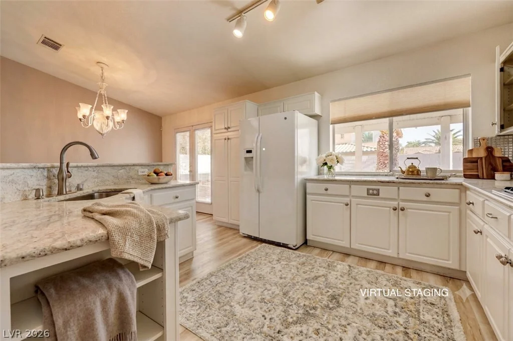 898 Robindale, Las Vegas, NV 89123