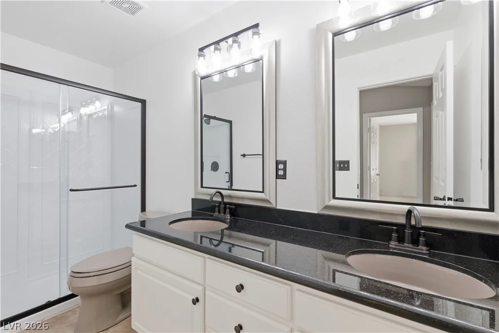 898 Robindale, Las Vegas, NV 89123