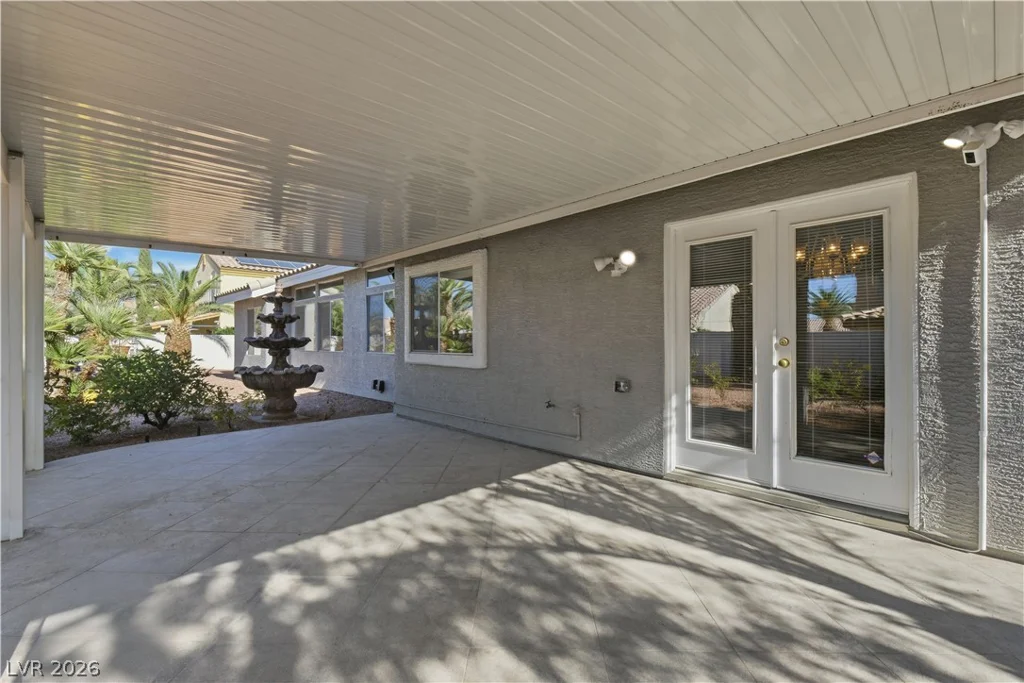898 Robindale, Las Vegas, NV 89123