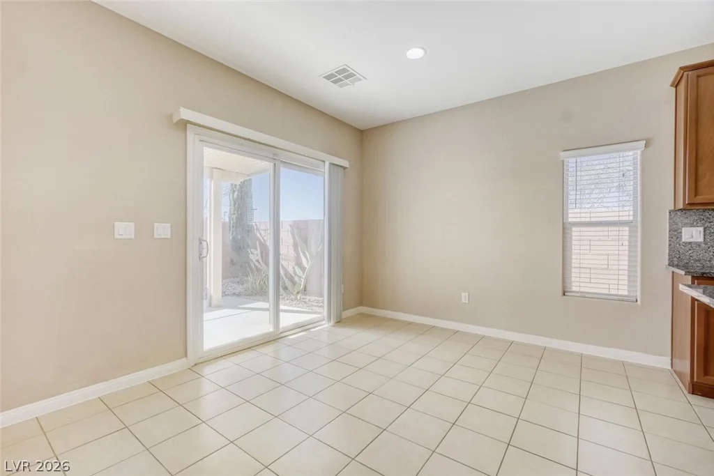 8881 Lake Myers, Las Vegas, NV 89139