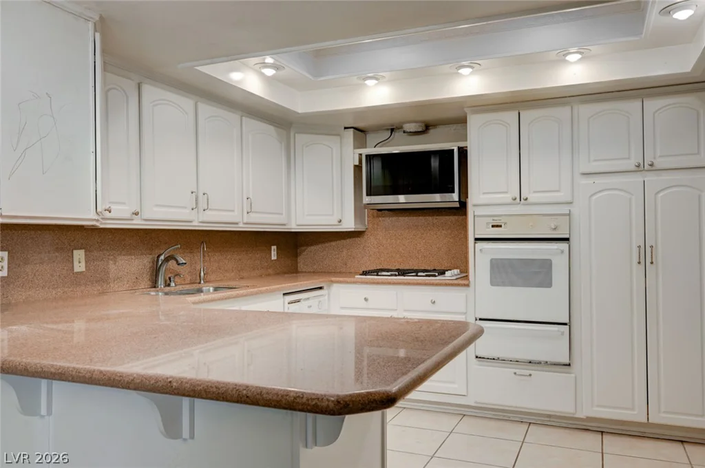 3518 Blackstone, Las Vegas, NV 89121