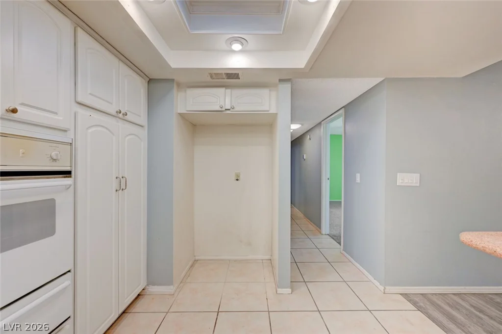 3518 Blackstone, Las Vegas, NV 89121