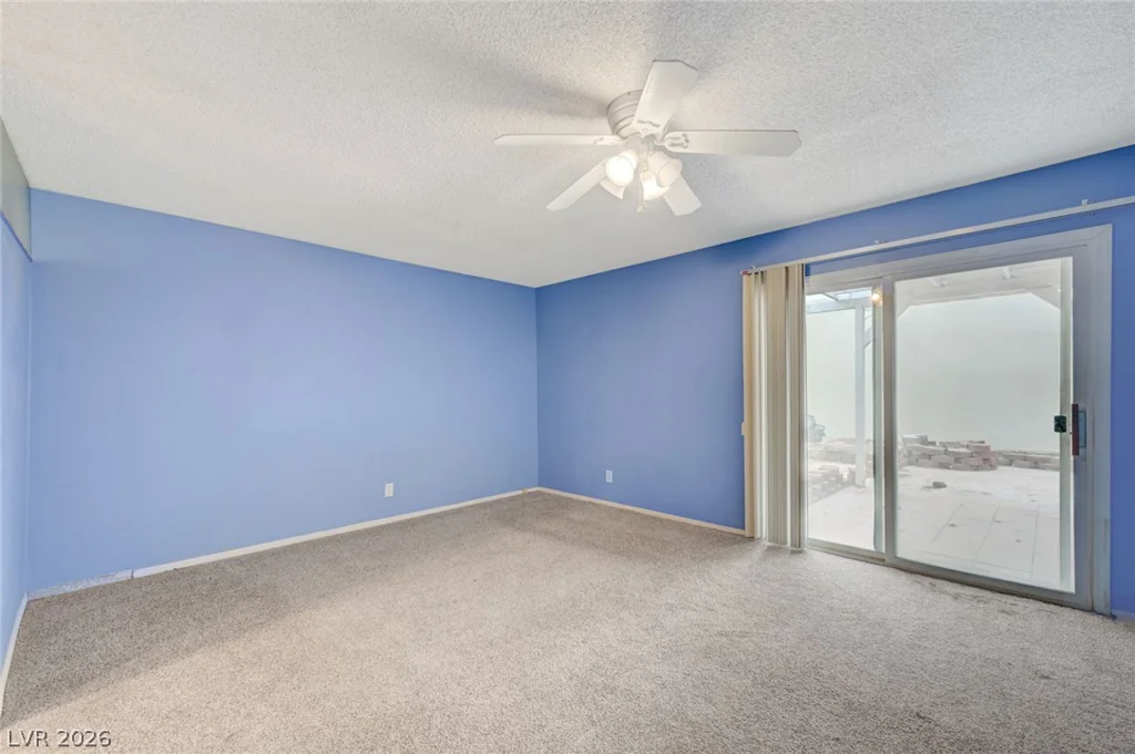 3518 Blackstone, Las Vegas, NV 89121
