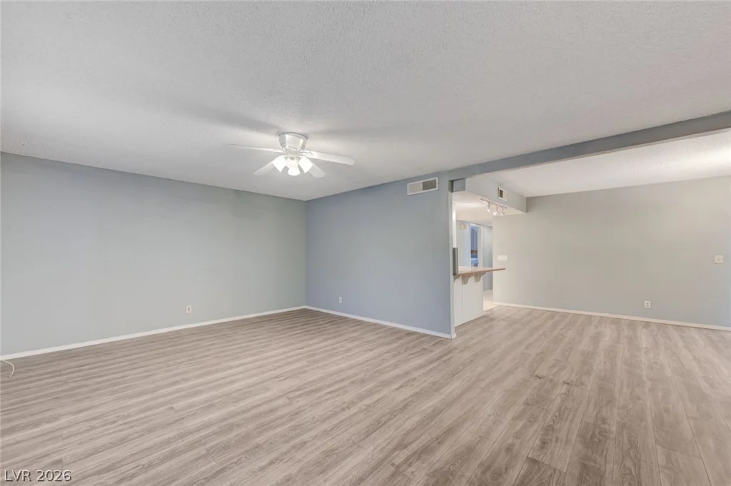 3518 Blackstone, Las Vegas, NV 89121