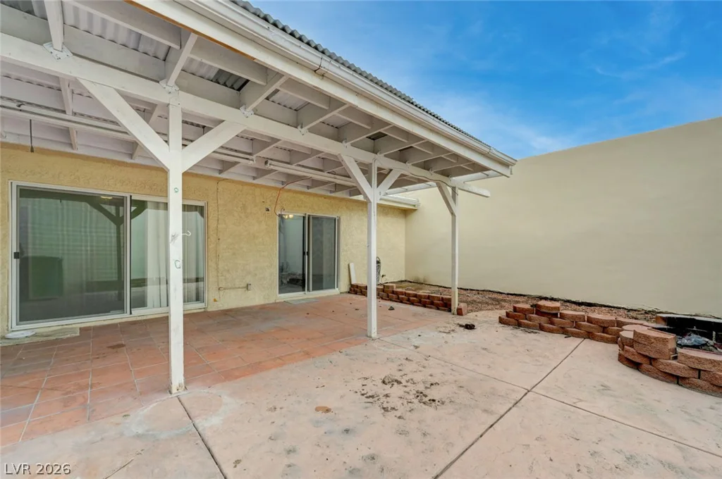 3518 Blackstone, Las Vegas, NV 89121