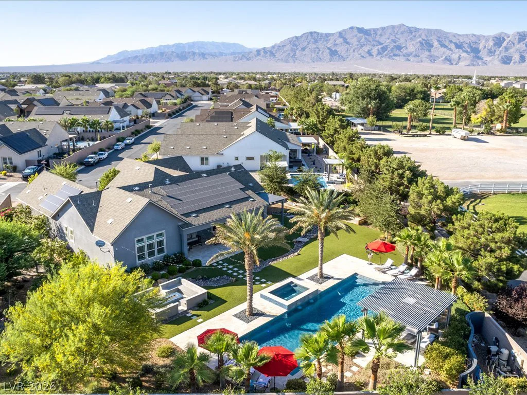 6155 Luna View, Las Vegas, NV 89131
