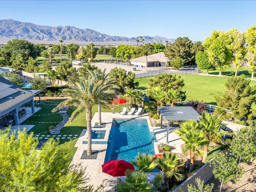6155 Luna View, Las Vegas, NV 89131