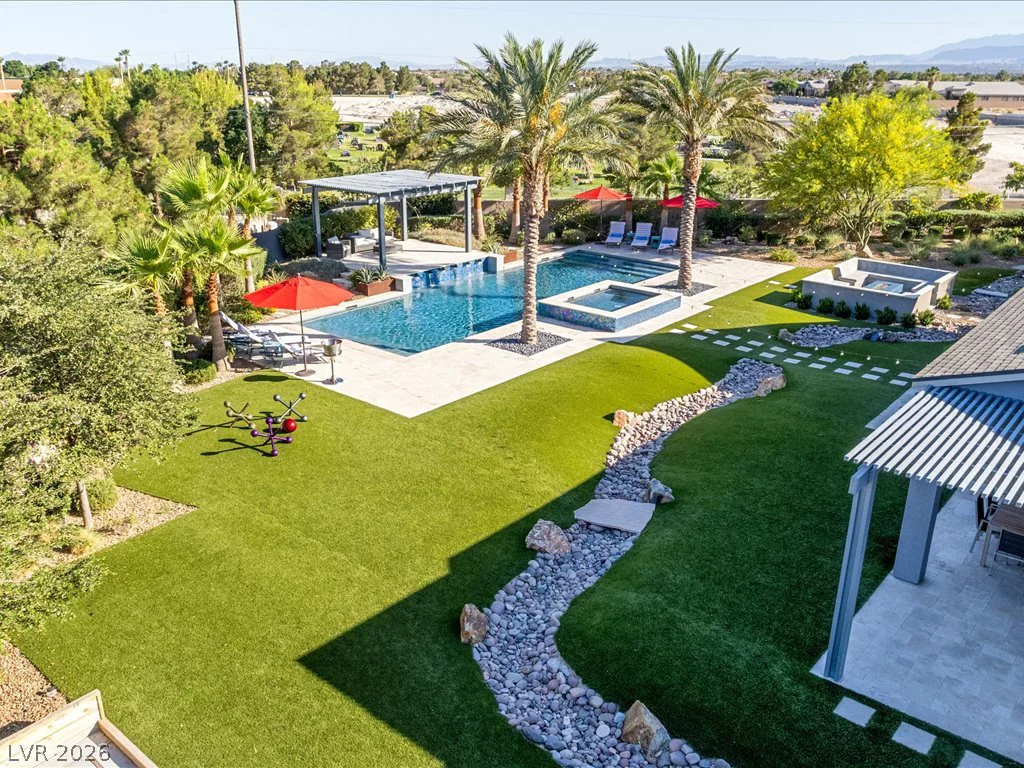 6155 Luna View, Las Vegas, NV 89131