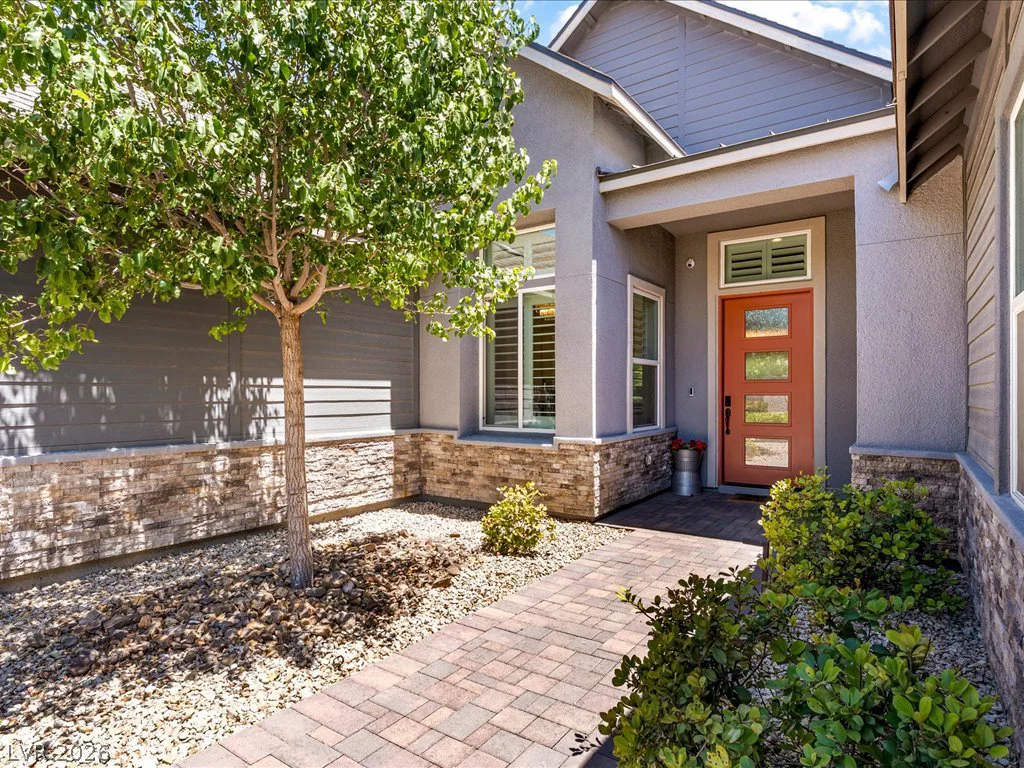 6155 Luna View, Las Vegas, NV 89131