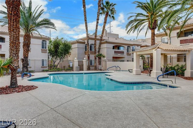 7400 Flamingo, Las Vegas, NV 89147