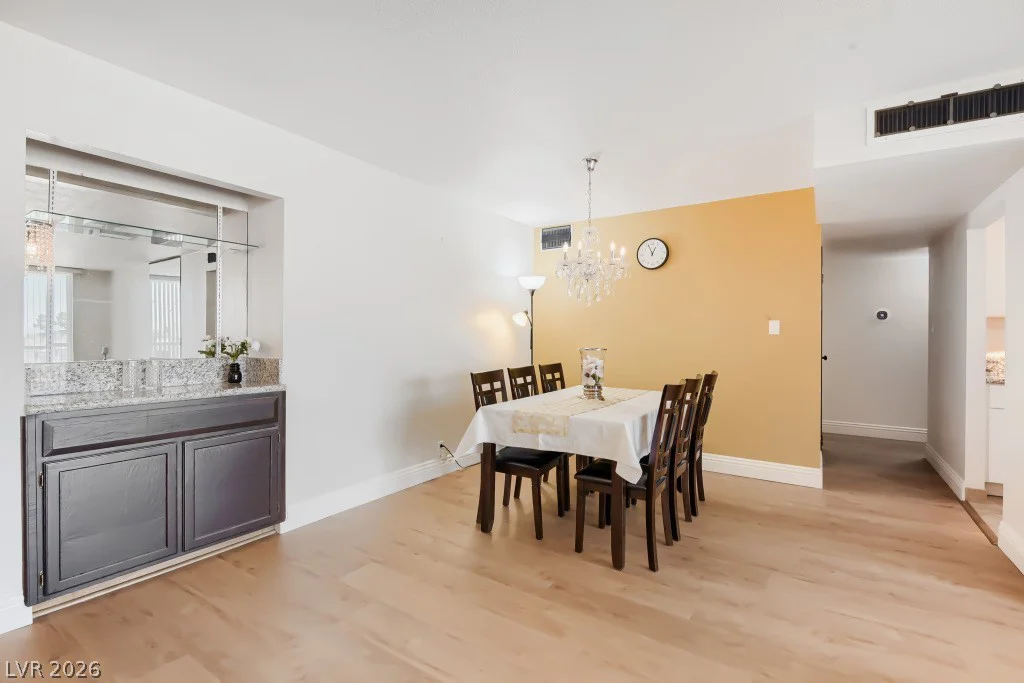 750 Royal Crest, Las Vegas, NV 89169