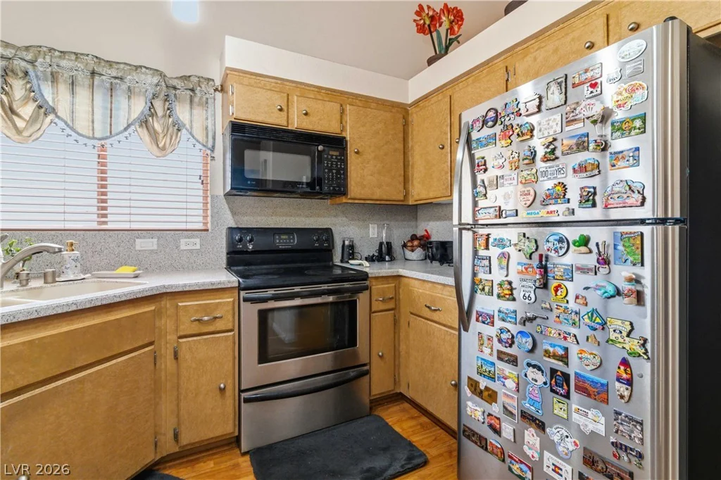 2400 Soldier Creek, Las Vegas, NV 89106