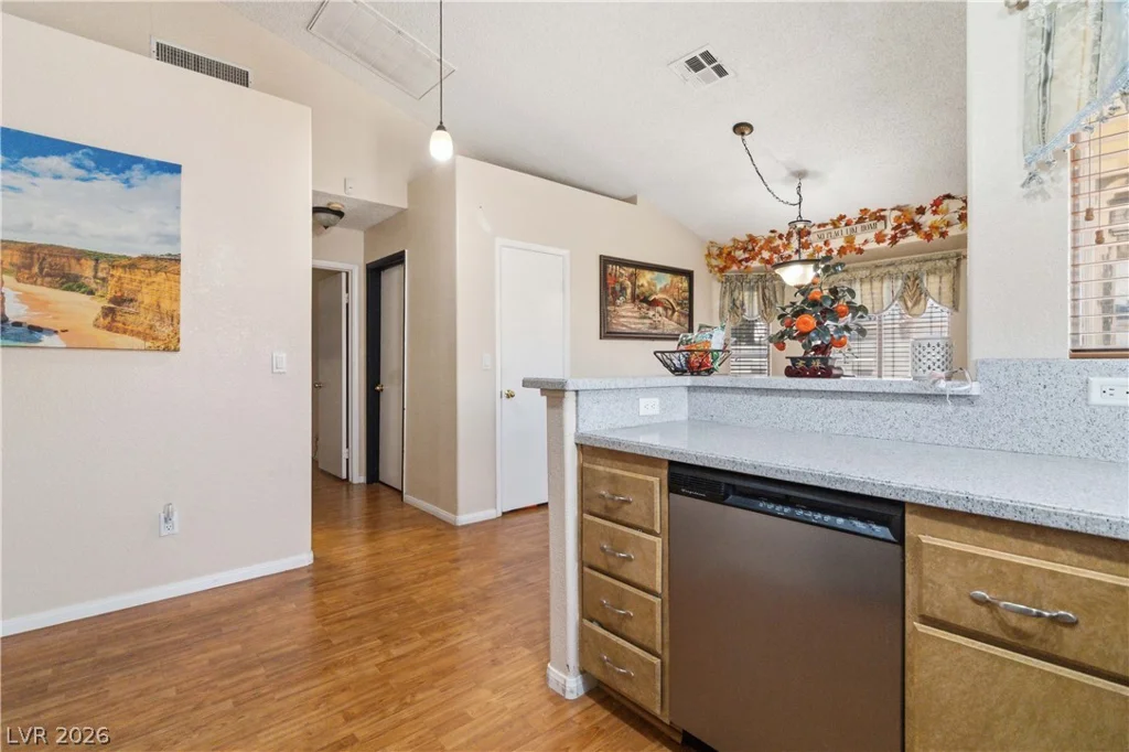 2400 Soldier Creek, Las Vegas, NV 89106