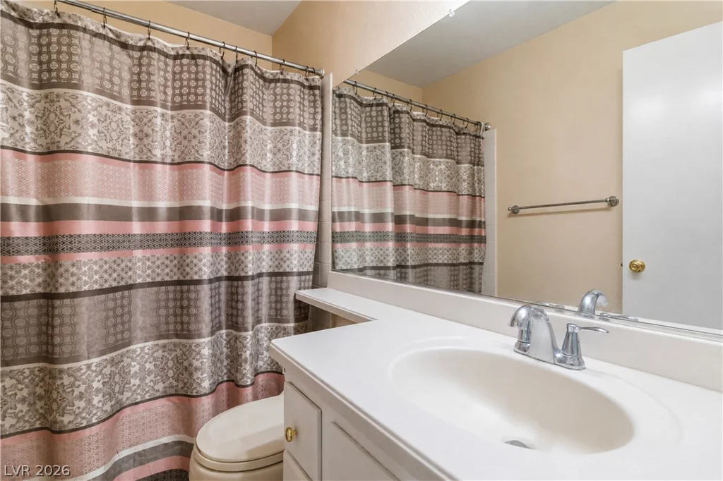 2400 Soldier Creek, Las Vegas, NV 89106